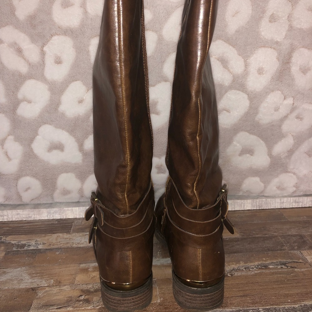 Brown boots size 6 1/2